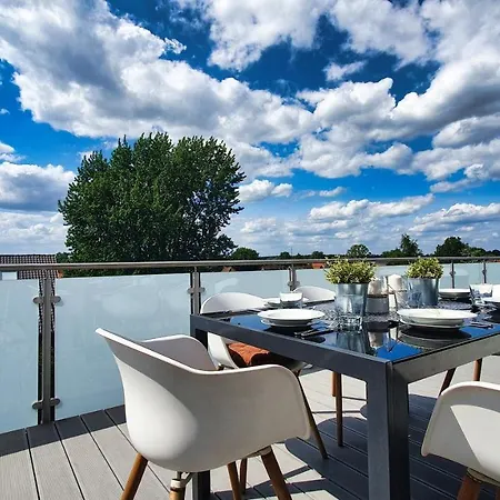 Wellness-Penthouse Mit Outdoor-Whirlpool, 36-Qm-Dachterrasse & Privatparkplatz * Burgwedel (Lower-Saxony)