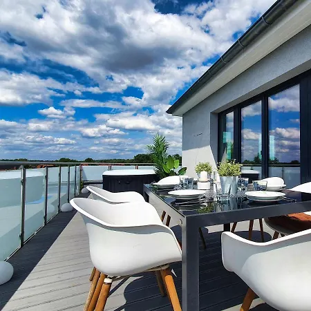 Wellness-penthouse Mit Outdoor-whirlpool, 36-qm-dachterrasse & Privatparkplatz