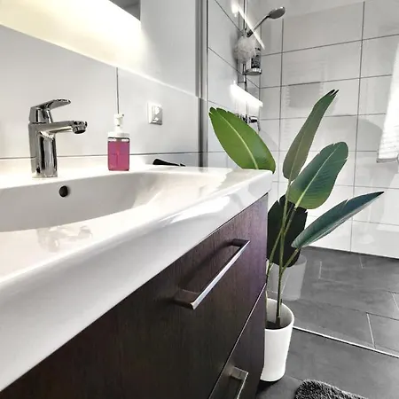 Wellness-Penthouse Mit Outdoor-Whirlpool, 36-Qm-Dachterrasse & Privatparkplatz Lejlighed