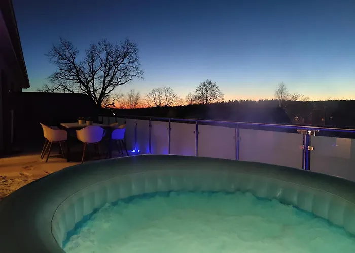 Wellness Penthouse - Sauna Und Ganzjahres Whirlpool