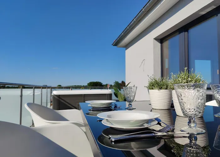 דירה Wellness Penthouse - Sauna Und Ganzjahres Whirlpool בורגוודל